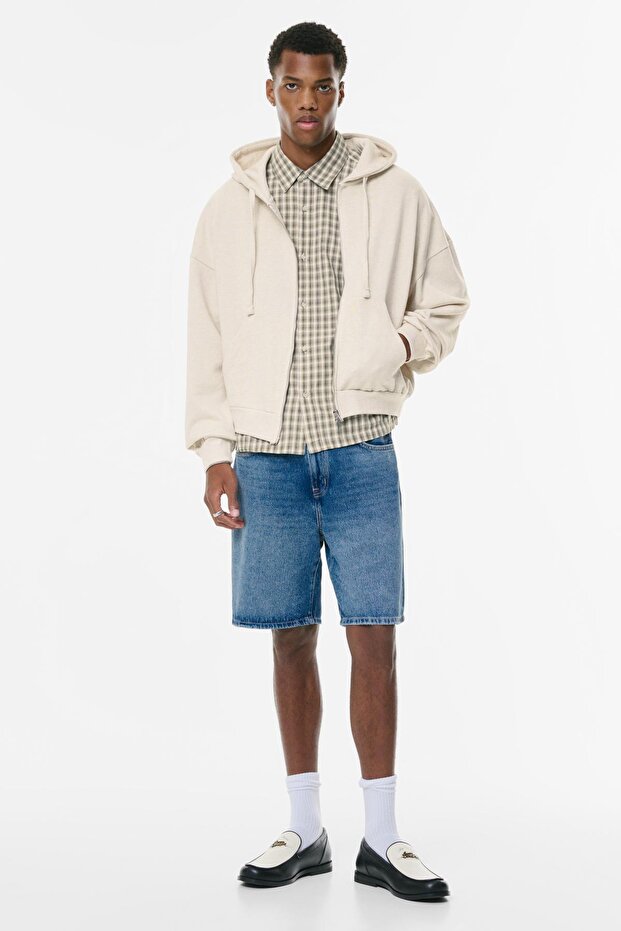 Kısa kesim kapüşonlu fermuarlı sweatshirt - 3