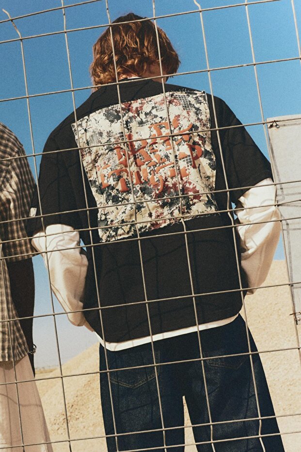 Kısa kollu yama detaylı sweatshirt - 1