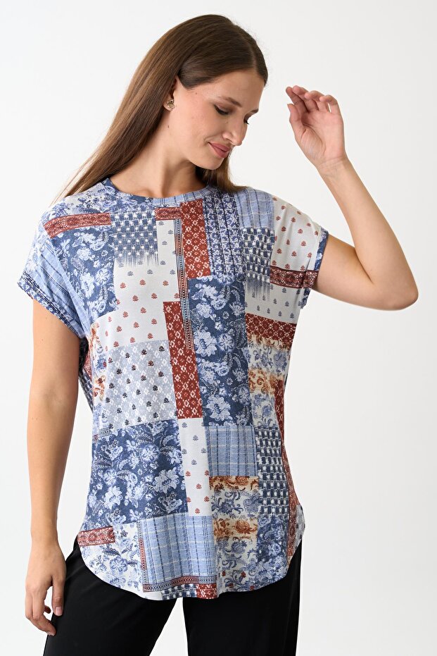 بلوزة منقوشة بفتحات جانبية - 3