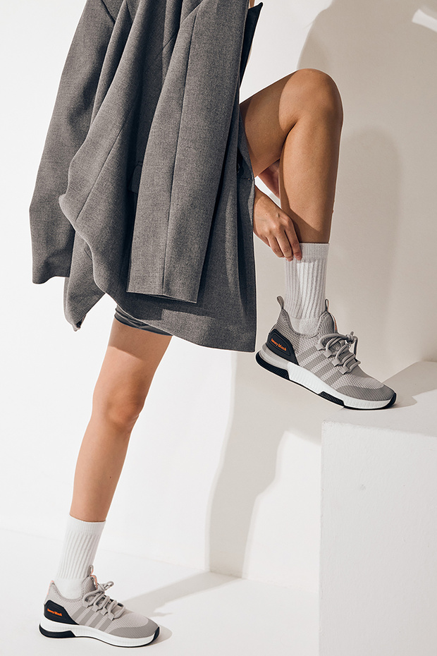 Unisex Füme Poli Taban Şeritli Bağcıklı Spor Ayakkabı - 3