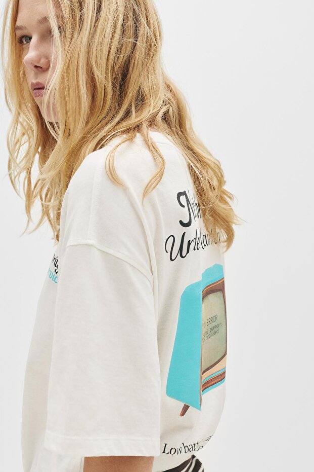 TV grafik baskılı t-shirt - 2