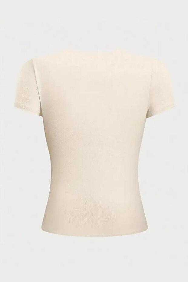 Bej Bisiklet Yaka Basic Kadın Tişört - 3