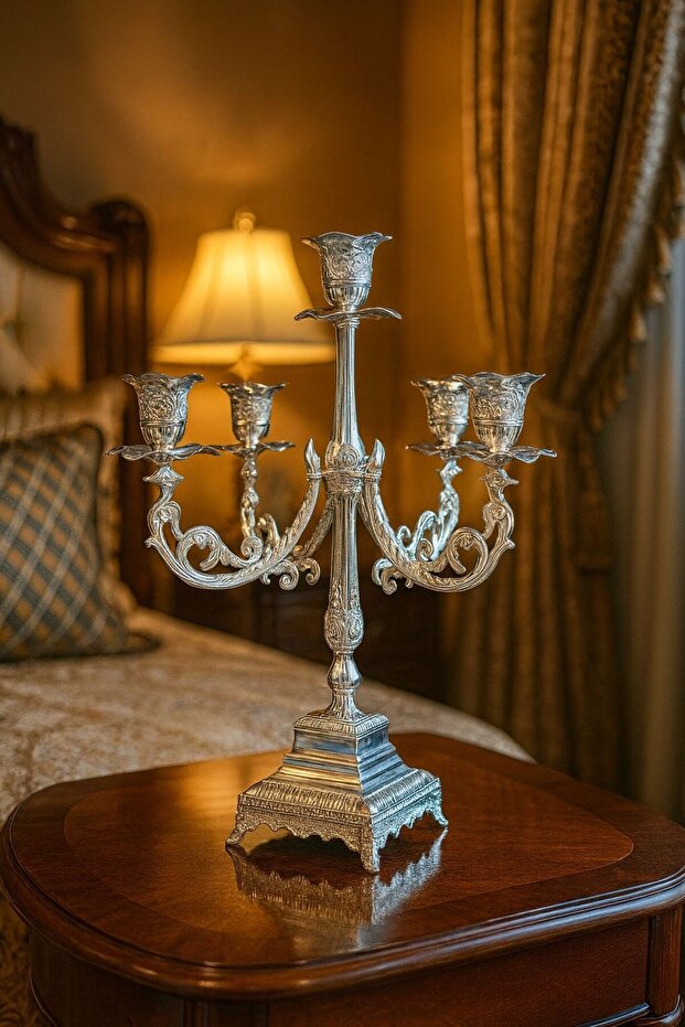 Luxury silver pentagonal candlestick - 1