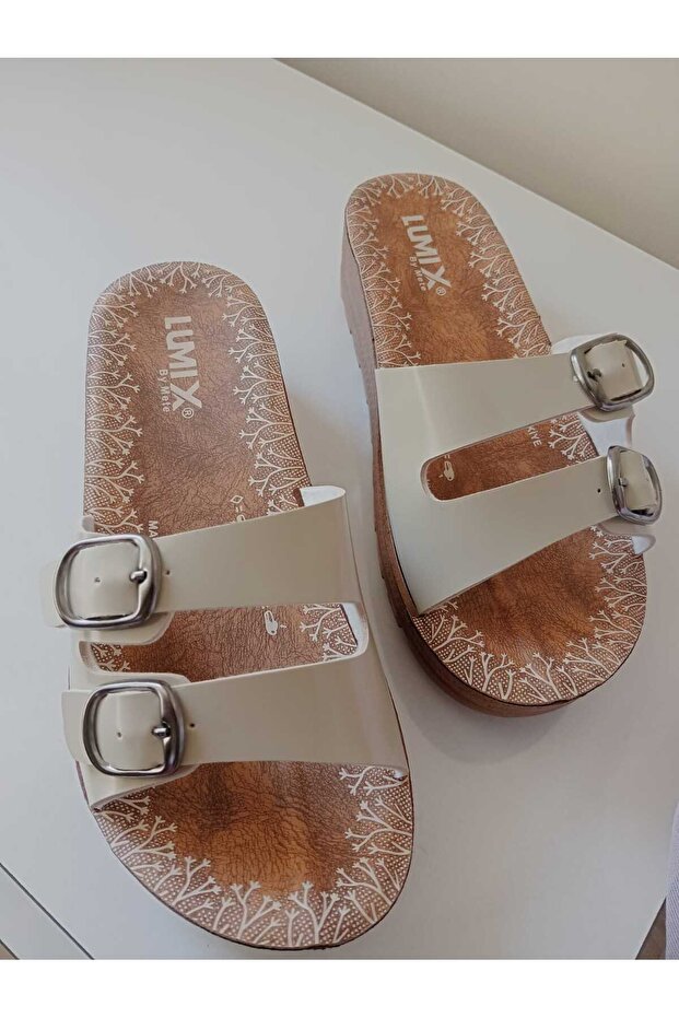 пантофли с капси - 1