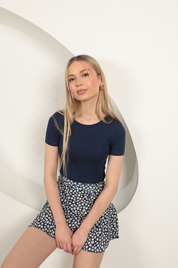 Bisiklet Yaka Basic Tişört - 3