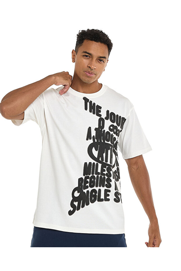 Typography Print T-Shirt with Crew Neck and Short Sleeves