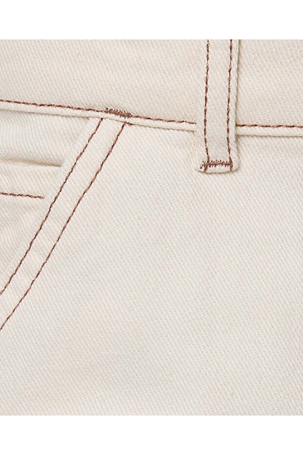 Solid Shorts with Button Closure - 6
