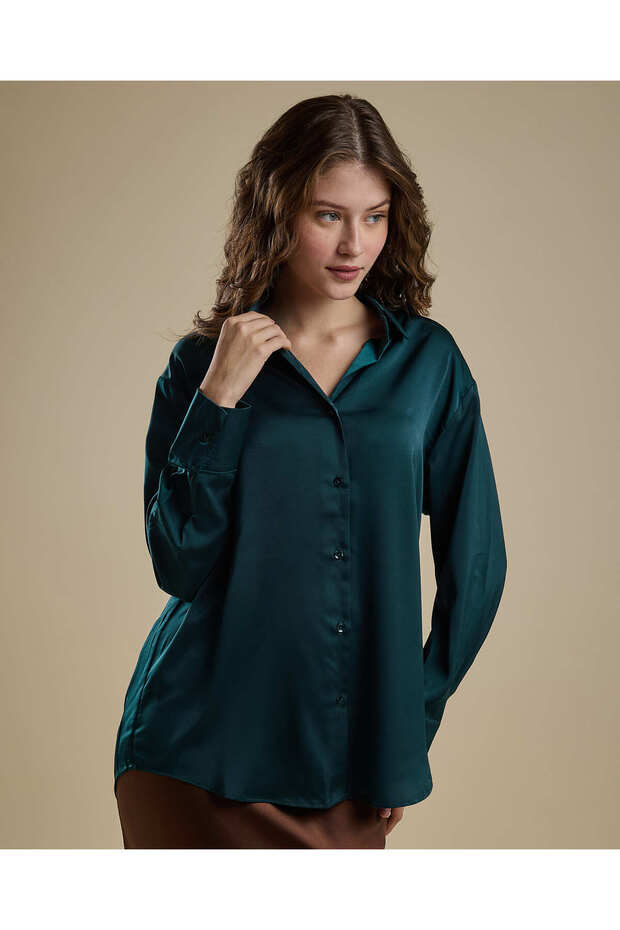 Solid Shirt with Classic Collar and Long Sleeves