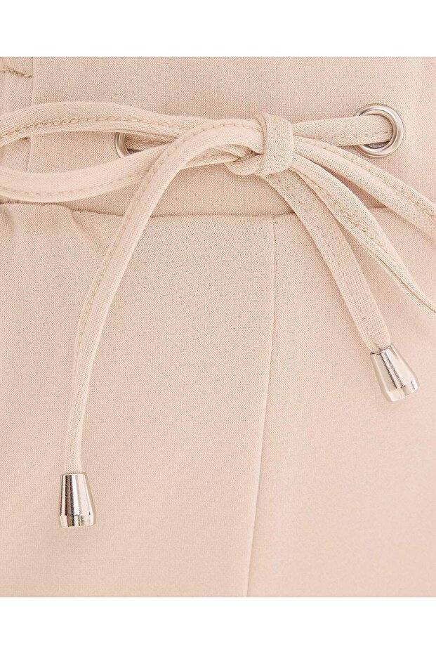 بنطلون رياضي كارجو سادة مع خصر برباط - 6