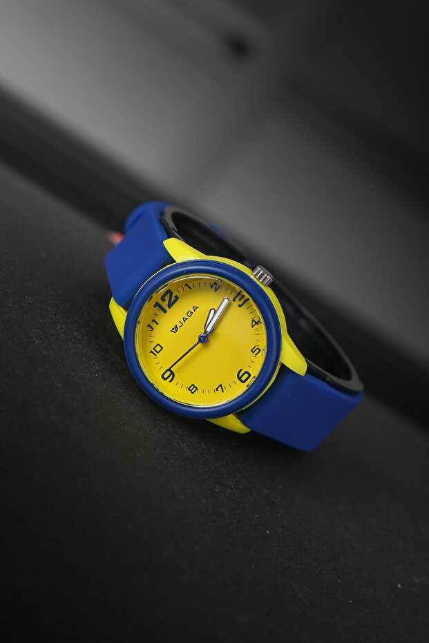 Children's Wristwatch with Silicone Band