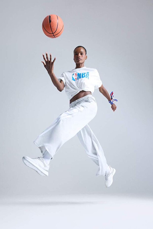 DeFactoFit Wide Leg Geniş Paça Şeritli Standart Boy Sporcu Pantolon E7719AX25AU - 1