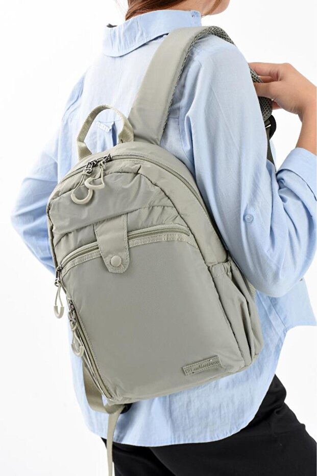 Unisex Backpack Parachute Fabric Lightweight Multi-Pocket Rain Repellent Fabric 32*22 cm 571 Collection