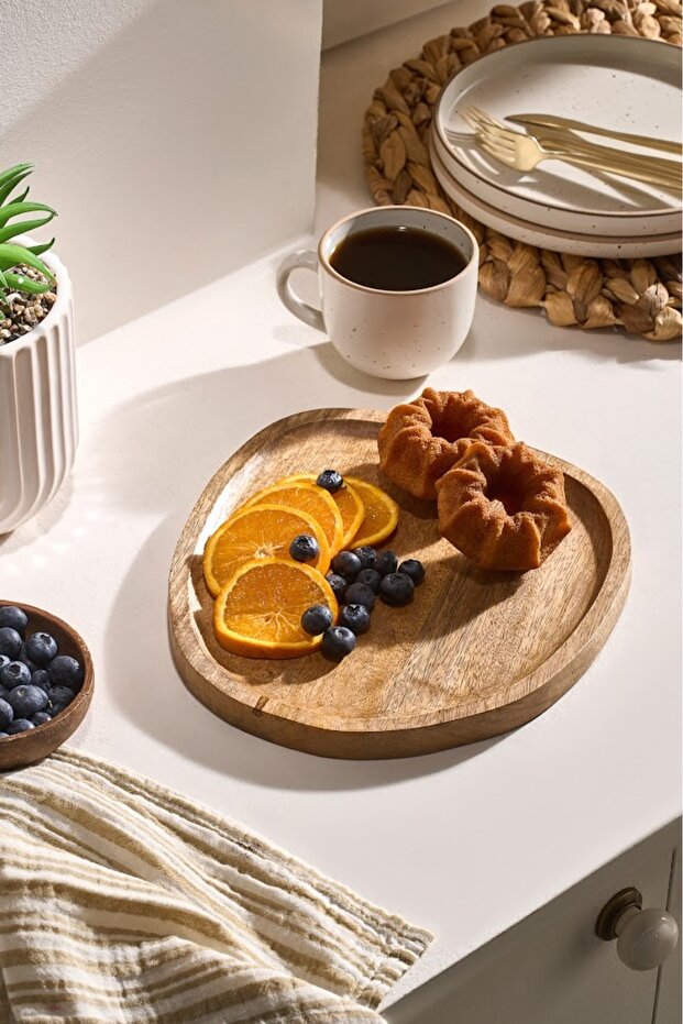 Premium Mango Oval Presentation Board 23 cm