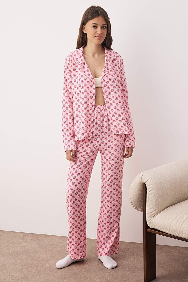 Pembe Çiçekli Viskon Dokuma Pijama Takımı THMAW26PT00028 - 2