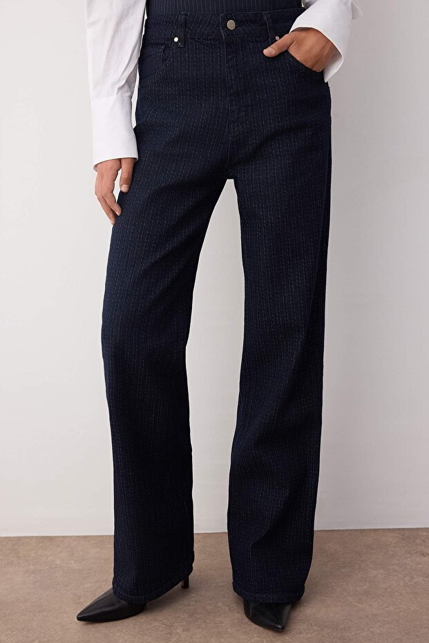 Koyu Mavi Jakar Çizgi Desenli Yüksek Bel Comfort/Esnek Wide Leg Jeans TWOAW26JE00101 - 2