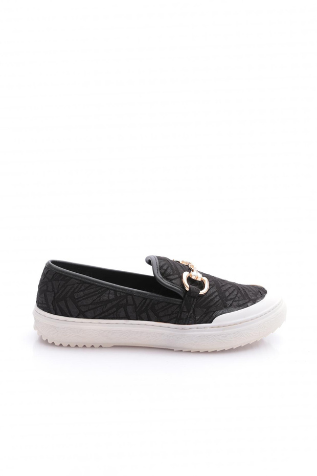 Pm373-K2001 Women's Loafer Shoes with Metal Accessories