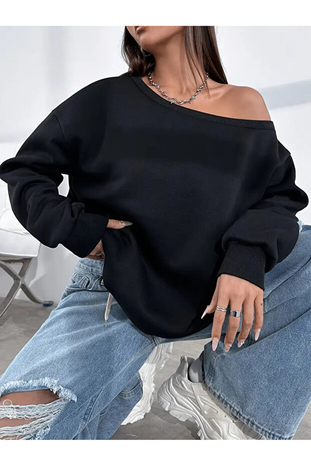 Oversized Off-Shoulder Madonna Collar Sweatshirt