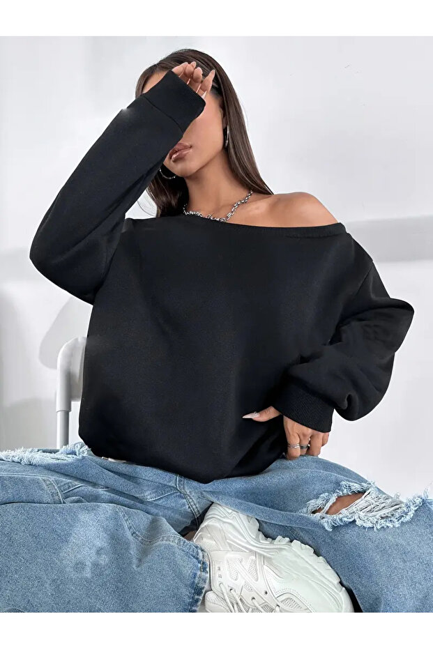 Oversized Off-Shoulder Madonna Collar Sweatshirt