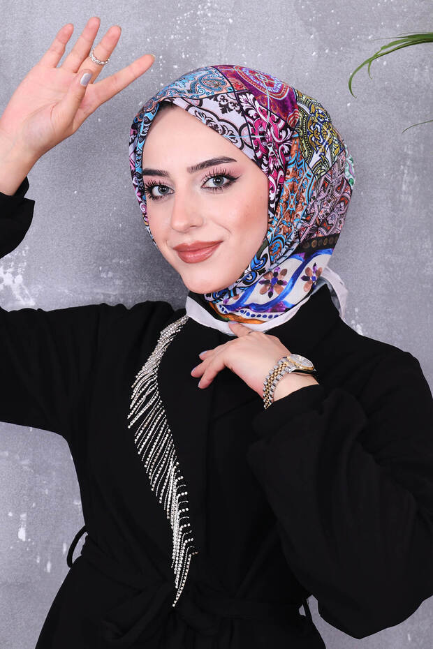 وشاح منقوش من القطن الناعم - 1