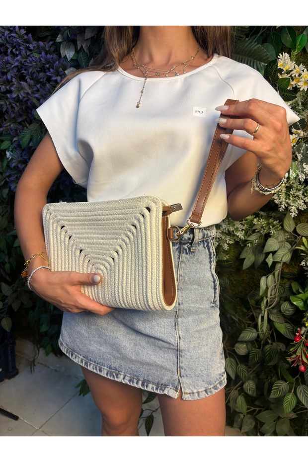 حقيبة كلاتش من Soho Wicker Look مصنوعة من مزيج من الجلد