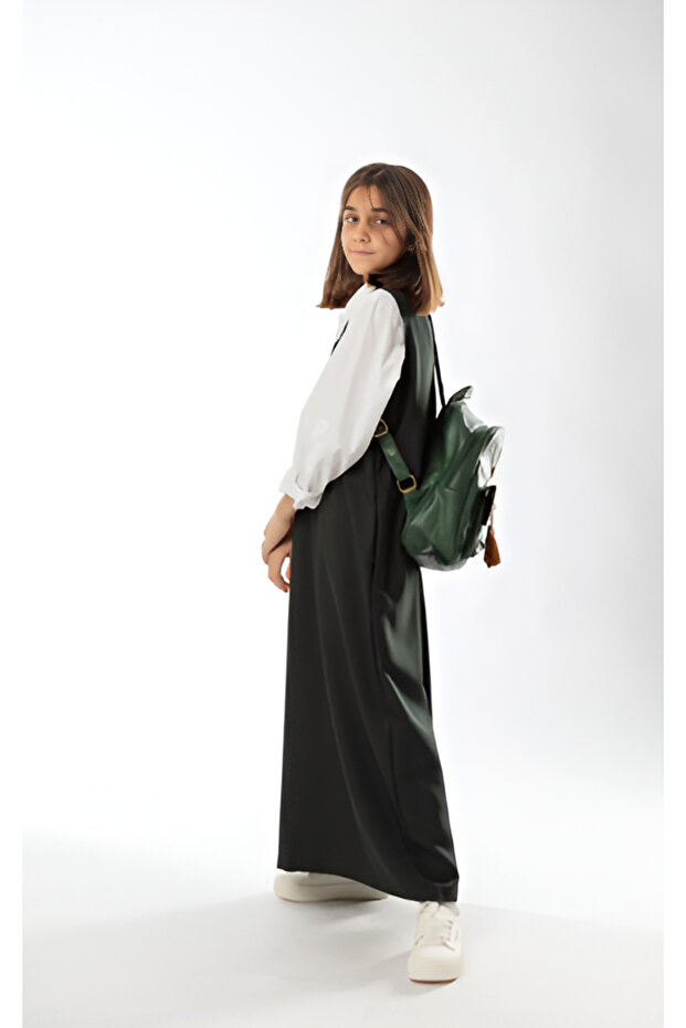 زي مدرسي متوسط الحجم، أخضر زيتوني، بفتحة مثلثة - 3