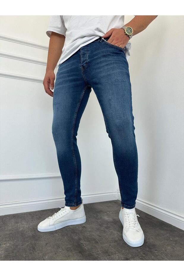 جينز Slimfit باللون الأزرق