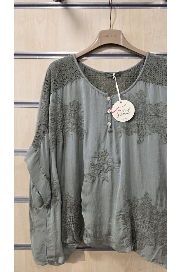 İpek Bluz 3 Düğmeli Dantelli - 2