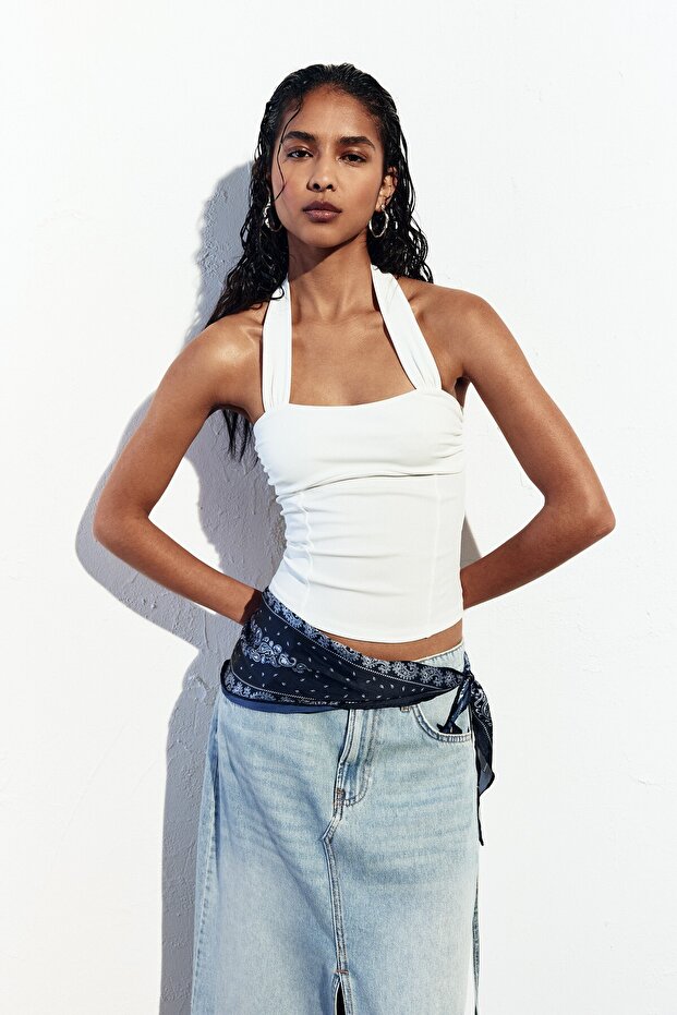 قمة ذات رقبة مستقيمة - 2