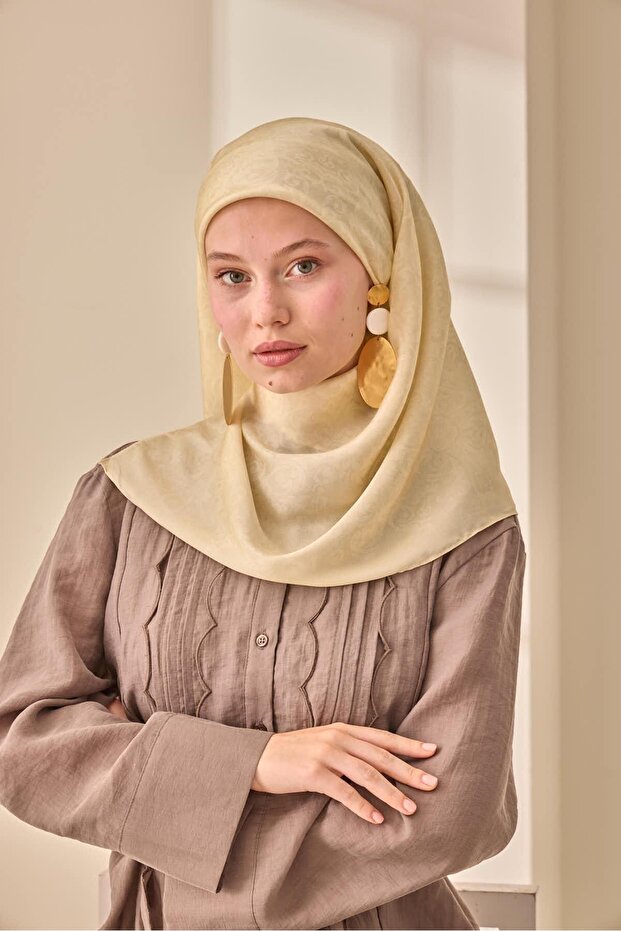 وشاح لامع 75012-01