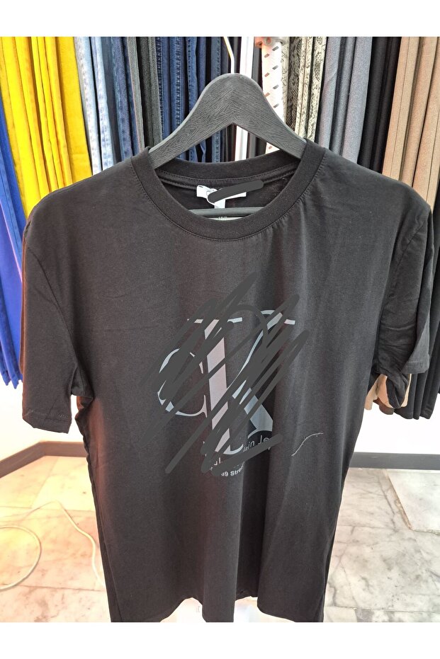 تي شيرت مطبوع أساسي - 1