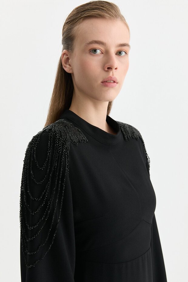 Omuz Detaylı Şık Elbise Siyah - 3