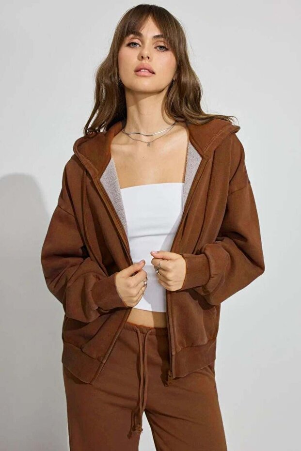 سويت شيرت بني للنساء بسحاب SH263
