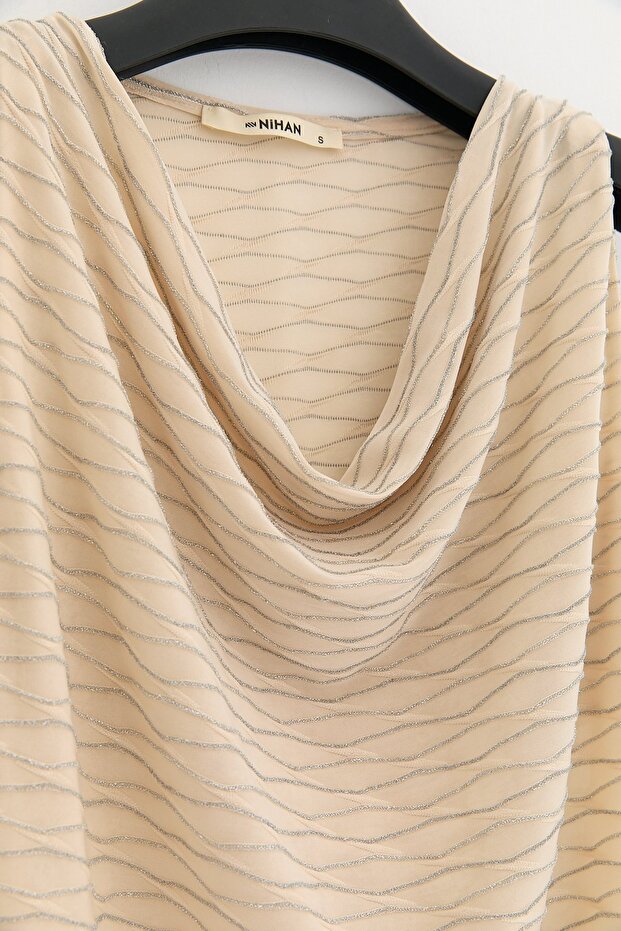 Simli Degaje Yaka Bluz Krem - 2