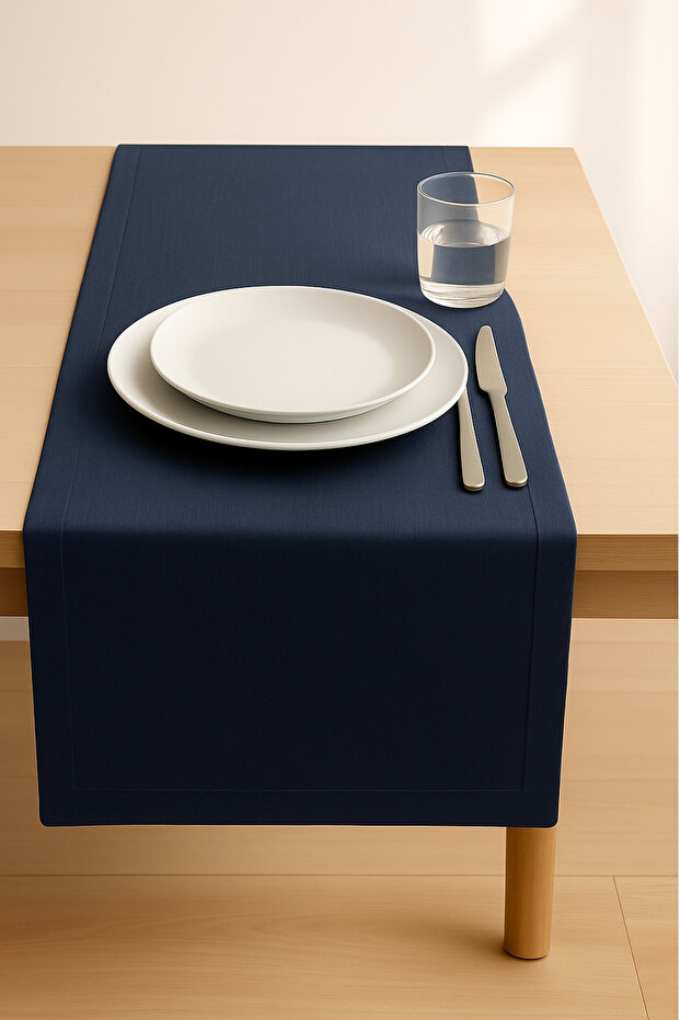 Nova Series Linen Runner - أزرق داكن