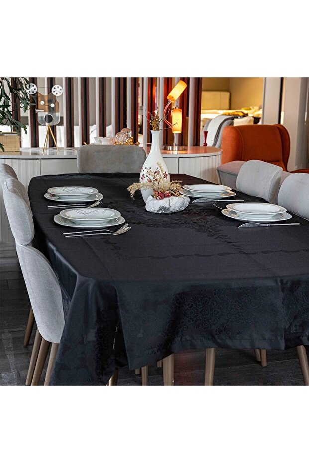 Jumbo Tablecloth - 1