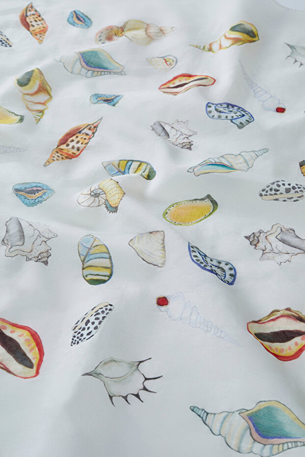 وشاح قطني منقوش على شاطئ البحر - 2