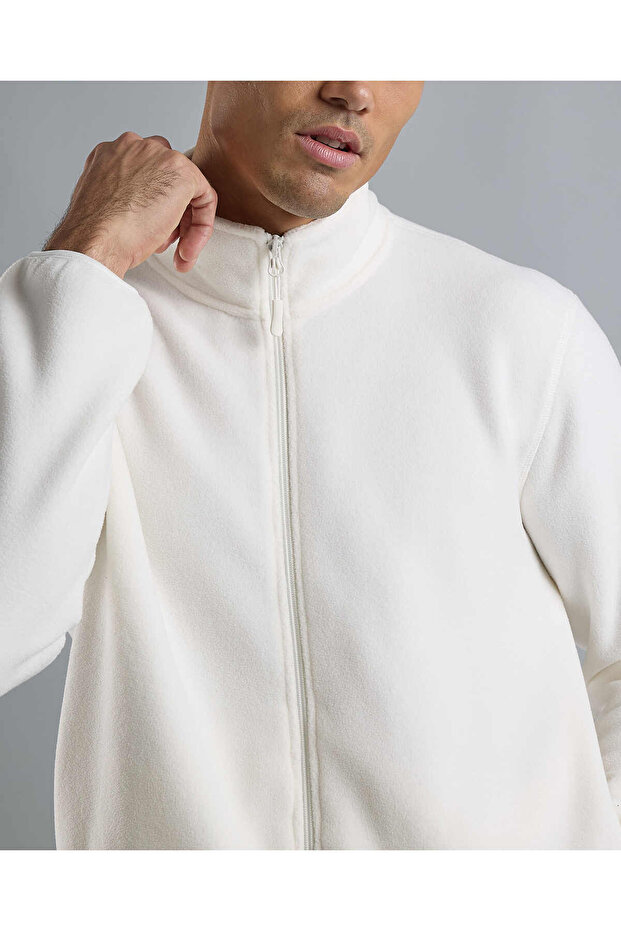 Solid Jacket with Zipper Closure - 5