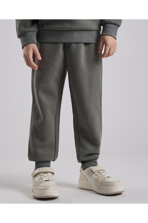 مجموعة ملابس منقوشة بغطاء للرأس - 5