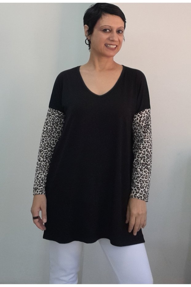 Black V-Neck Sleeve Tip Leopard Color Block Low Sleeve Combed Viscose T-Shirt