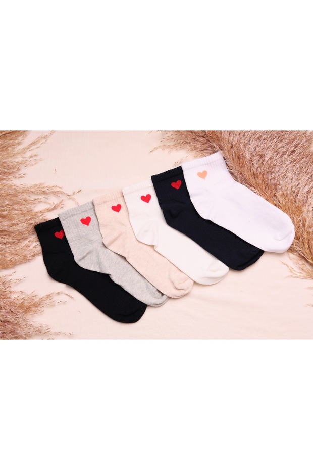 6 Pairs Colorful Heart Patterned Half Socks Women's College Tennis Socks
