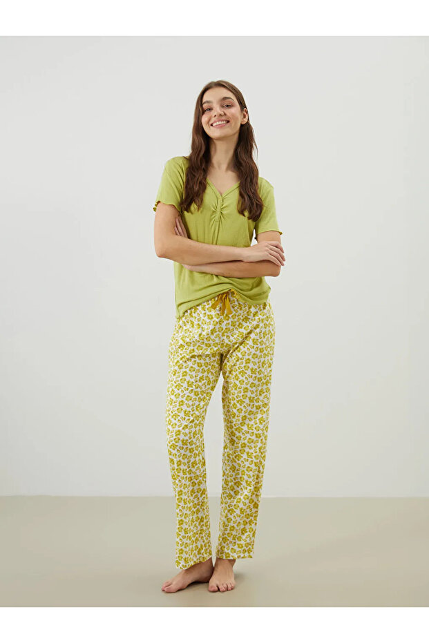 LCW DREAMYeşil V Yaka Çiçekli Kadın Pijama Takımı - 2