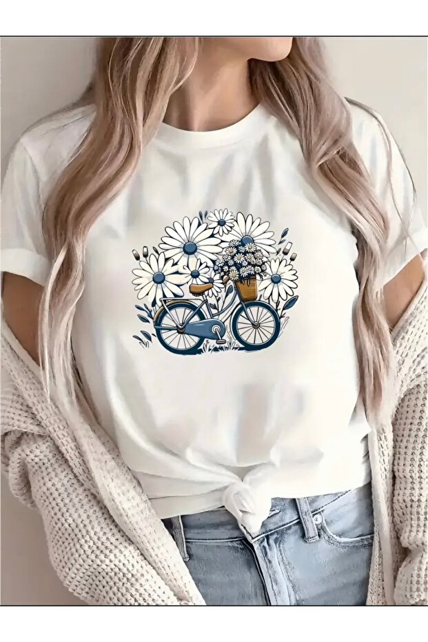 Unisex Oversize Circleneck T-Shirt with Daisy and Bike Print