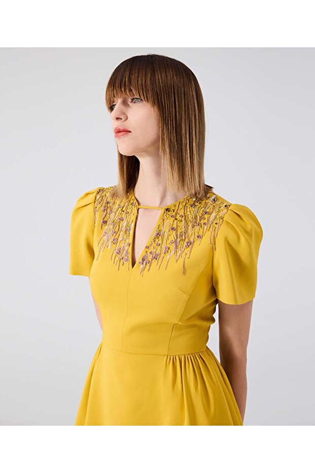 İşlemeli cutout elbise - 5