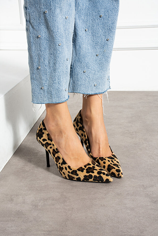 Leopar Desenli Kadın Stiletto | İnce Topuklu, Şık, Zarif, Özgüvenli, Modern Ayakkabı - 2