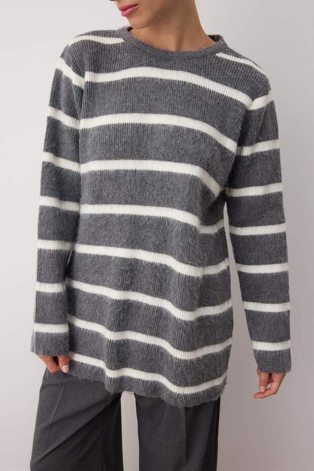 Antracytowy sweter z prążkami i meszkiem TCTAW26AK00004 - 3