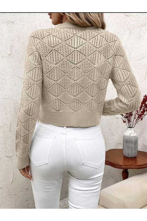 سترة صوفية مخرمة بنمط الماس وأزرار متوسطة - 6