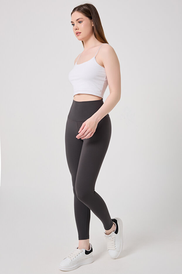 Soft Textured High Belt Full Flexible Fabric Ideal for Daily and Active Sports.Oasis