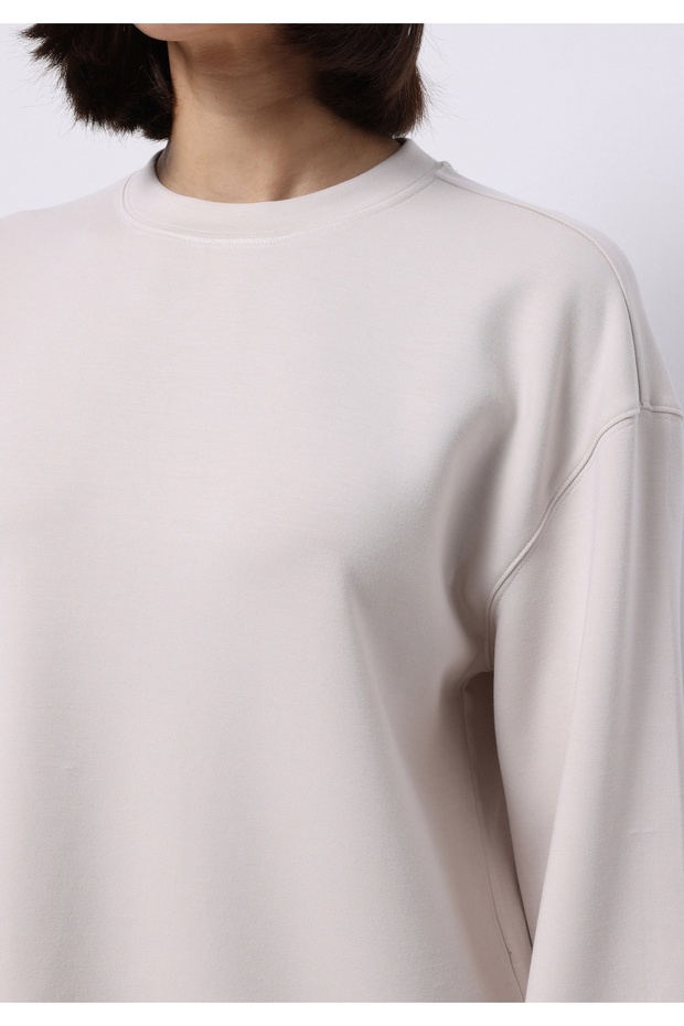 Regular Fit Yuvarlak Yaka Düz Kadın Ekru Sweatshirt - 4