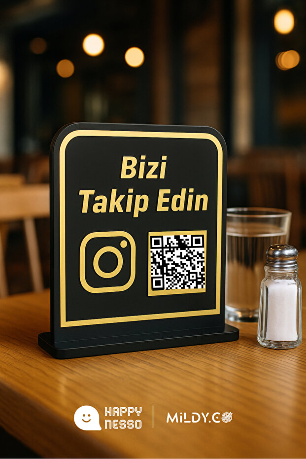 لافتة ذهبية سوداء برمز QR مكتوب عليها 'تابعونا' مقاس 15×18 سم من البليكسي - مع أيقونة إنستغرام