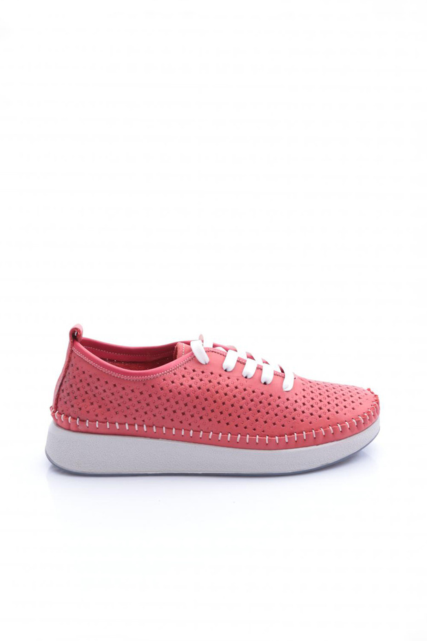 86 Women's Lace-Up Comfort Shoes